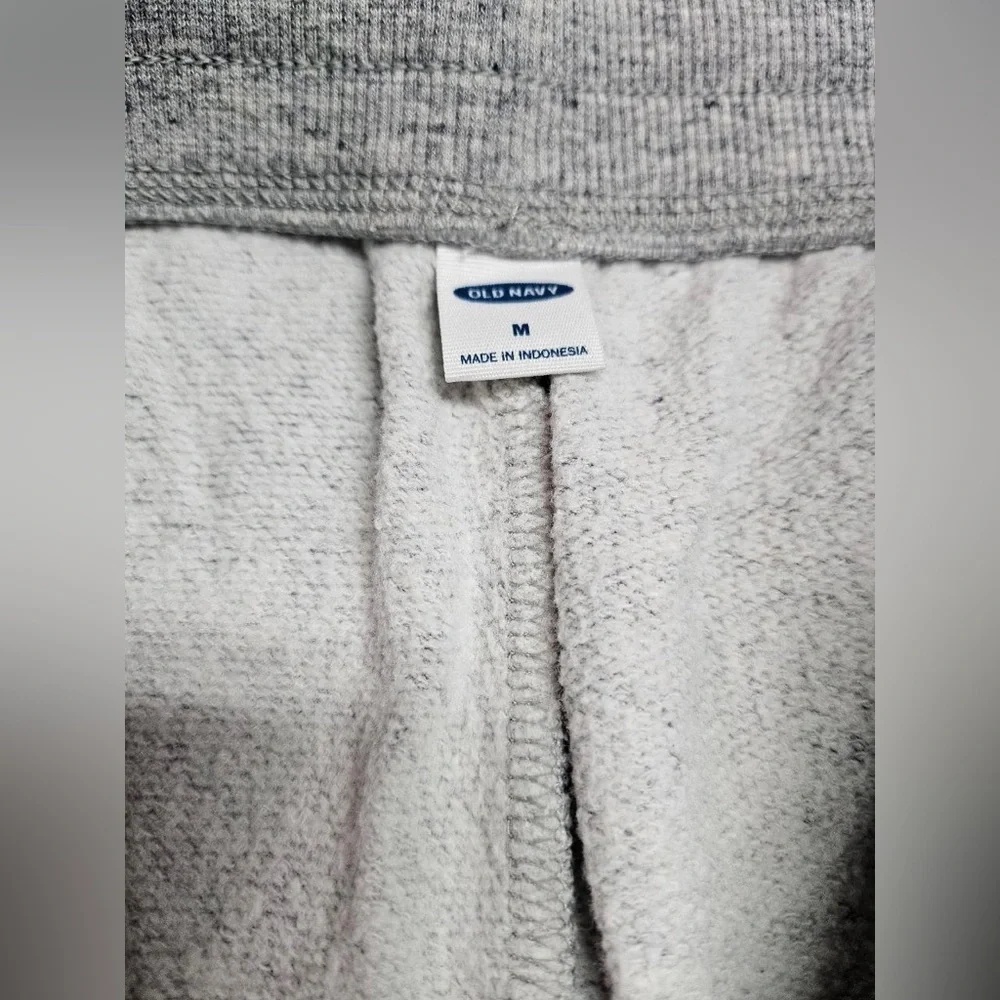 Old Navy Women's Fleece Joggers Cookie and Cream Size Medium - Picture 4 of 4